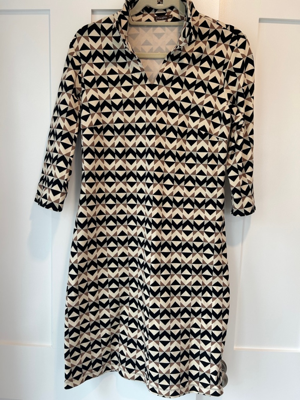 J. McLaughlin Black and Cream Geometric Shift Dress